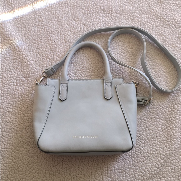 NWOT, Danielle Nicole Crossbody in pale blue - Picture 10 of 11